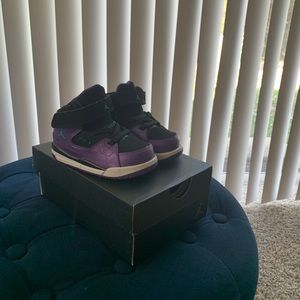 Air Jordan Toddler Flights size 5c